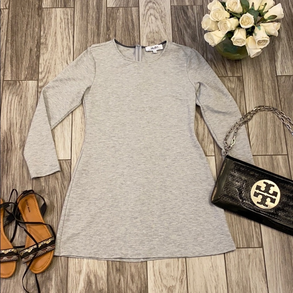 👒Lulus gray mini shift dress👗